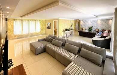 Imagem: O apartamento possui 4 Dormitórios, 5 Banheiros, 4 Vagas na