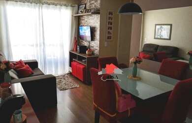 Imagem: O apartamento possui 2 Dormitórios, 1 Banheiro, 1 Vaga na garagem