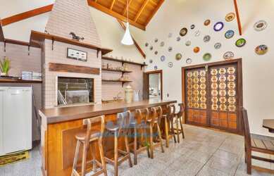 Imagem 12: Casa de Alto Padrão em Região nobre da cidade, em frente ao Bosque de Portugal