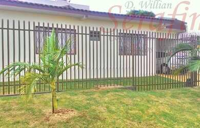 Imagem: A casa possui 3 Dormitórios, 1 Banheiro, 10m² de Área e