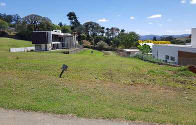 Imagem: O terreno possui 1.000m² de Área e está localizado em Jardim