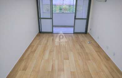 Imagem: O depósito possui 1 Vaga na garagem, 40m² de Área e está