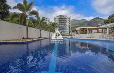 Imagem: O apartamento possui 3 Dormitórios, 2 Banheiros, 1 Vaga na