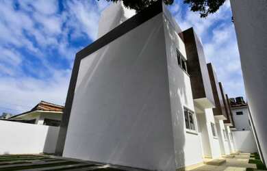 Imagem: A casa em condomínio possui 3 Dormitórios, 3 Banheiros, 1