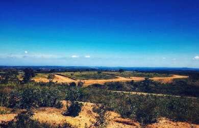 Imagem: O terreno possui 1000m² de Área e está localizado em Jaboticatubas