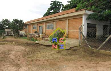 Imagem: O terreno possui 6.000m² de Área e está localizado em Chácara