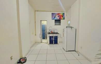 Imagem: A kitnet possui 1 Dormitório, 1 Banheiro, 21m² de Área e