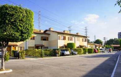 Imagem: A casa em condomínio possui 2 Dormitórios, 2 Banheiros, 2
