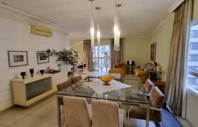 Imagem 1: Apartamento para venda tem 203 metros quadrados com 3 quartos em Gonzaga - Santos - São Pa