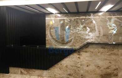 Imagem: O depósito possui 5 Vagas na garagem, 300m² de Área e está