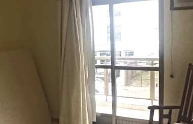 Imagem: A kitnet possui 1 Dormitório, 1 Banheiro, 1 Vaga na garagem