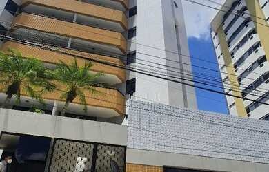 Imagem: O apartamento possui 3 Dormitórios, 2 Banheiros, 2 Vagas na