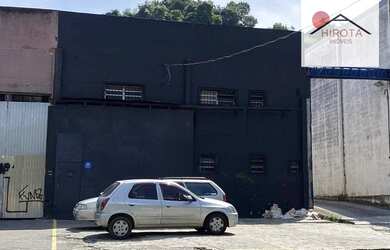 Imagem: O depósito possui 5 Vagas na garagem, 500m² de Área e está