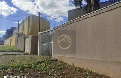 Imagem: O terreno possui 834m² de Área e está localizado em Parolin