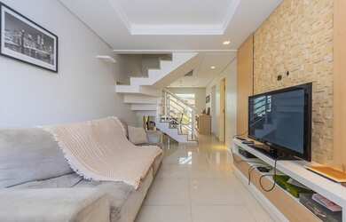 Imagem: A casa em condomínio possui 3 Dormitórios, 4 Banheiros, 2