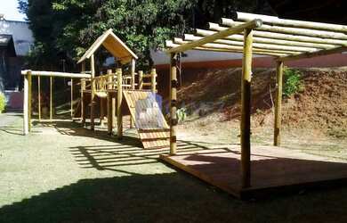 Imagem 16: Casa Padrão. Churrasqueira, 100m² de Área, 2 Vagas na garageme2 Dormitórios