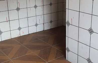 Imagem: A casa possui 2 Dormitórios, 1 Banheiro, 1 Vaga na garagem