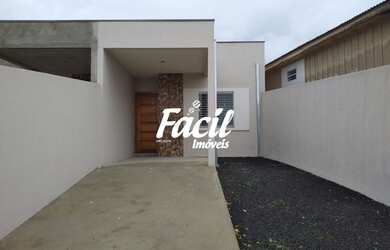 Imagem: A casa possui 2 Dormitórios, 1 Banheiro, 2 Vagas na garagem