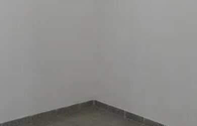 Imagem: A casa possui 2 Dormitórios, 1 Banheiro, 2 Vagas na garagem