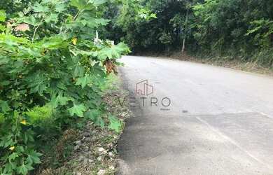 Imagem: O terreno possui 304m² de Área e está localizado em Gramado