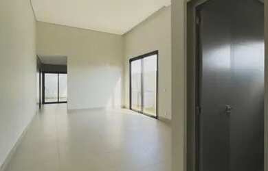 Imagem: A casa em condomínio possui 3 Dormitórios, 4 Banheiros, 4