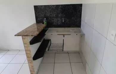 Imagem: A casa possui 2 Dormitórios, 1 Banheiro, 1 Vaga na garagem