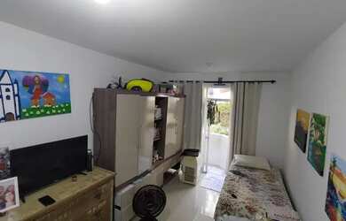 Imagem: O apartamento possui 1 Dormitório, 1 Banheiro, 1 Vaga na garagem