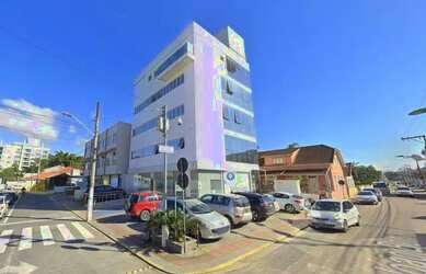 Imagem: O depósito possui 28m² de Área e está localizado em Centro