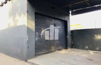 Imagem 3: Galpão para LOJA/Salão na Leopoldina! Região repleta de lojas, floriculturas, abundante em