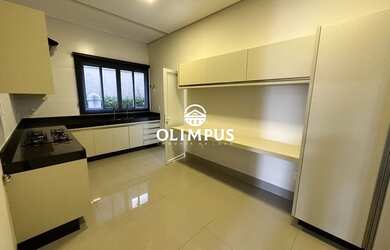 Imagem 4: Belíssima casa de luxo no condomínio Golden Village