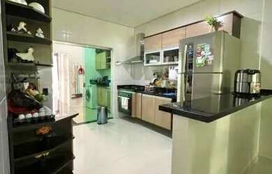 Imagem 2: Linda casa no Condomínio Forest Hill