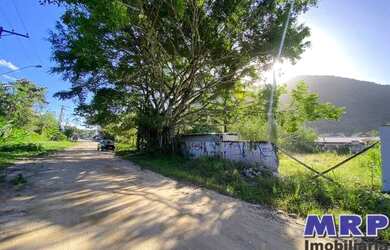 Imagem 6: Terreno em condomínio fechado de frente para a Praia da lagoinha