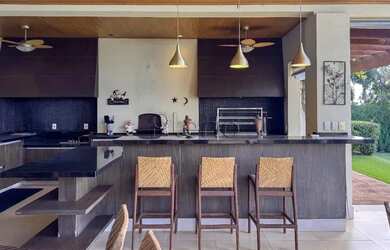 Imagem 14: Sobrado à venda e para locação com 6 suítes no Fazenda da Grama, em...