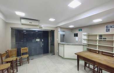 Imagem: O depósito possui 160m² de Área e está localizado em Centro