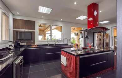 Imagem 12: Sobrado à venda e para locação com 6 suítes no Fazenda da Grama, em...