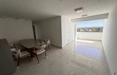 Imagem: O apartamento possui 4 Dormitórios, 4 Banheiros, 2 Vagas na