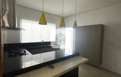 Imagem 3: Casa disponível para locação em condomínio fechado