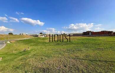 Imagem: O terreno possui 1028m² de Área e Imóvel novo e está localizado