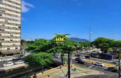 Imagem: O apartamento possui 2 Dormitórios, 1 Banheiro e 100m² de