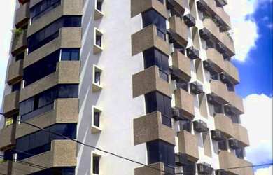 Imagem: O apartamento possui 4 Dormitórios, 4 Banheiros, 2 Vagas na