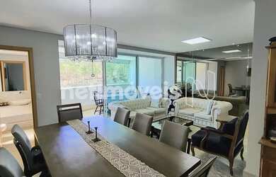 Imagem: O apartamento possui 4 Dormitórios, 4 Banheiros, 3 Vagas na