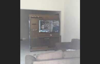 Imagem: A casa possui 4 Dormitórios, 1 Vaga na garagem, 110m² de Área