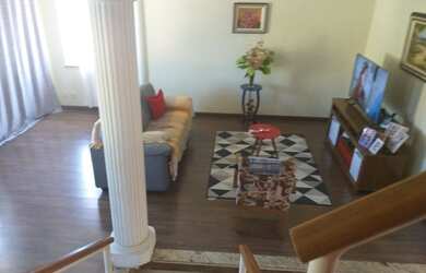 Imagem: A casa em condomínio possui 4 Dormitórios, 5 Banheiros, 2