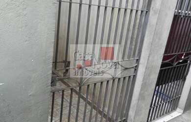 Imagem: A casa possui 1 Dormitório, 1 Banheiro, 10m² de Área e está