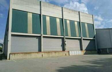 Imagem: O depósito possui 1.700m² de Área e está localizado em