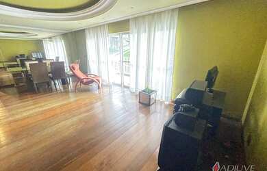 Imagem: O apartamento possui 4 Dormitórios, 4 Banheiros, 160m² de