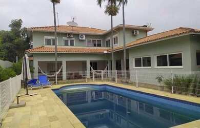 Imagem: A fazenda possui 420m² de Área e está localizado em Terras