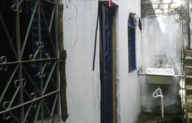 Imagem: A casa possui 2 Dormitórios, 2 Banheiros, 15m² de Área e