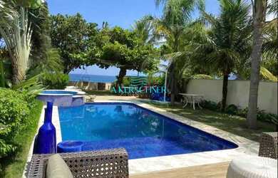 Imagem: A casa possui 4 Dormitórios, 4 Banheiros, 2 Vagas na garagem