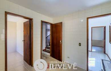 Imagem 7: IMOBILIARIA JUVEVÊ VENDE RESIDENCIA BACACHERI JARDIM SOCIAL4 DORM PRX DREAMLAND COMERCIAL